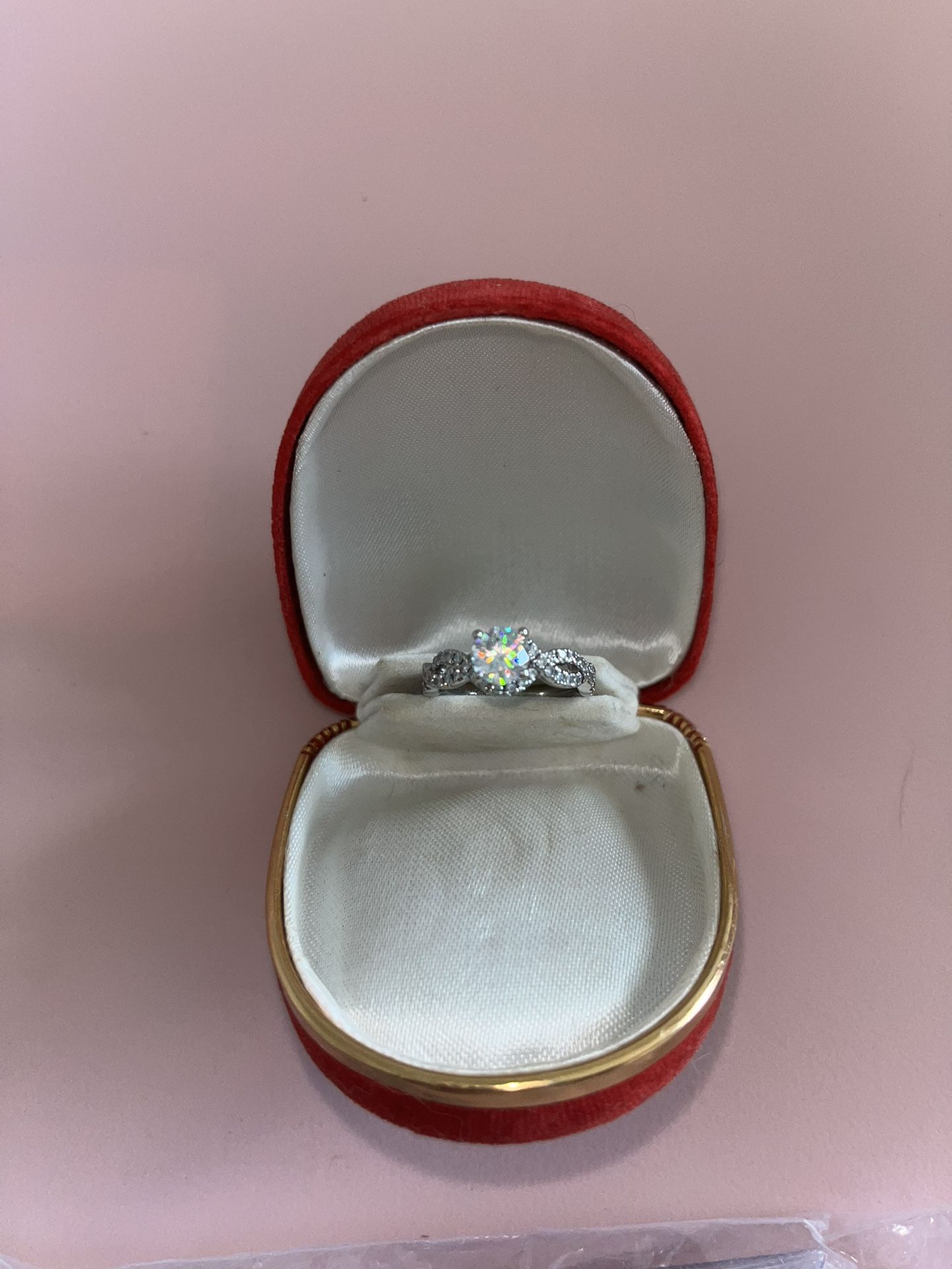 Leo First Light Diamond Ring W/ Band