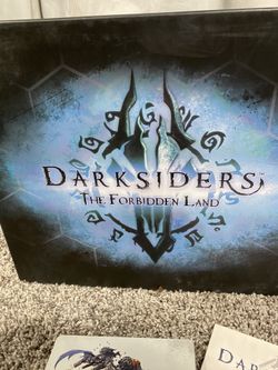 Darksiders game collectors set