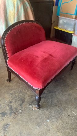 Antique Red Velvet Chaise Lounge