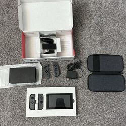 Nintendo Switch ALL ORIGINAL PARTS + Traveling Case