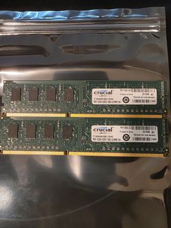 Crucial 8GB PC3-12800 DDR3-1600MHz non-ECC Unbuffered CL11 240-Pin DIMM (2 Available)