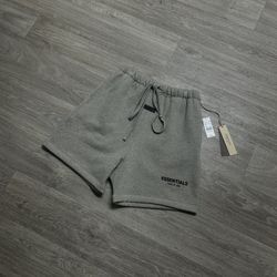 Essentials Shorts