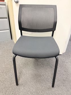 Office guest chair