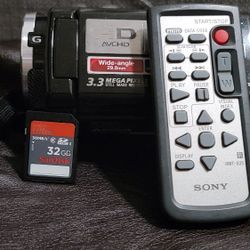 Sony HDR-PJ10 Handycam camcorder. 