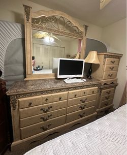 Beautiful King Size Bedroom Set (Mattress NOT included)