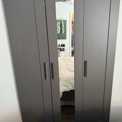 Complete Queen Bedroom Set