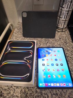 iPad pro m5 cellular 11in