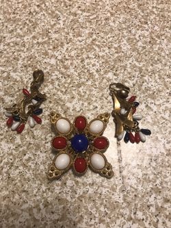 SARAH COVENTRY BROOCH AND EARRING SET