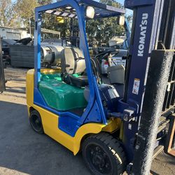 2004 komatsu forklift 