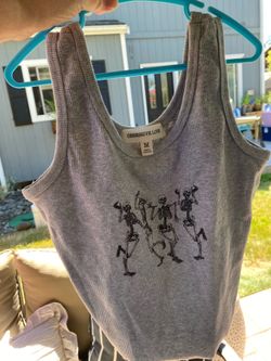 Obsessive Love Womens size M Heather Grey Ribbed Cropped Tank Top Dancing Skeletons Graphic