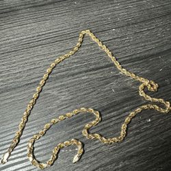 Hallow Rope Chain (gold) 