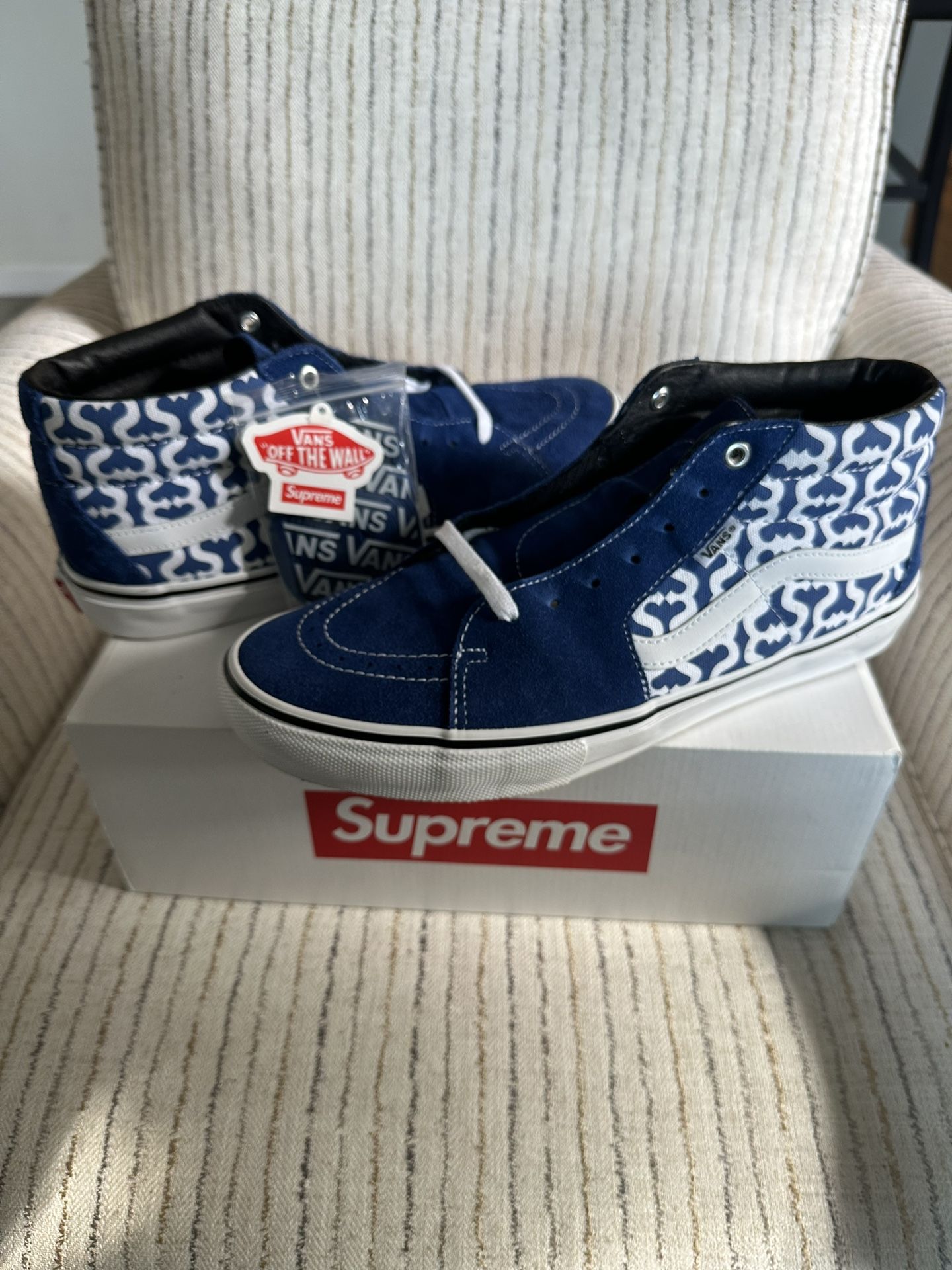 Vans X Supreme Size 13
