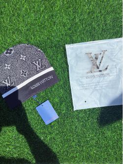 Lv Beanie black and grey