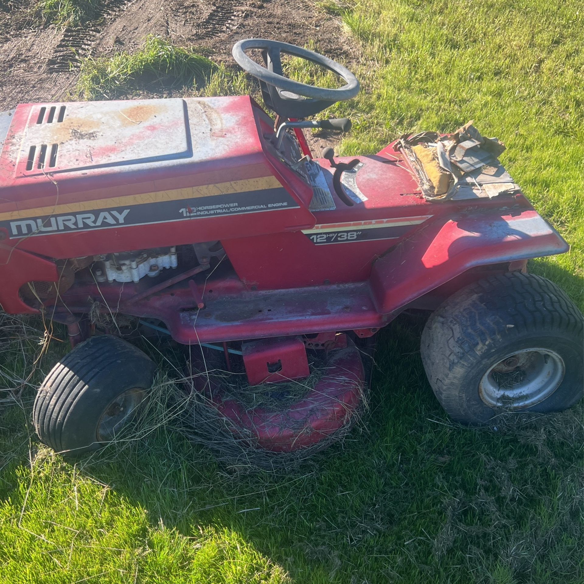 Murray riding mower