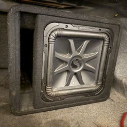 Kicker L7 12 Sub With Kicker Amp 