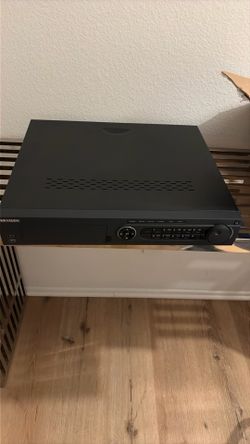 HIkvision 8 Channel DVR 4TB plus 8 Done Cameras