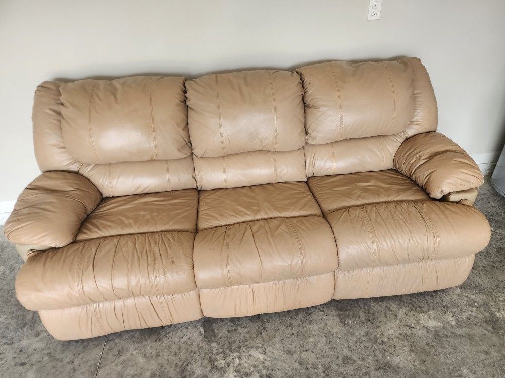 Couch/Sofa