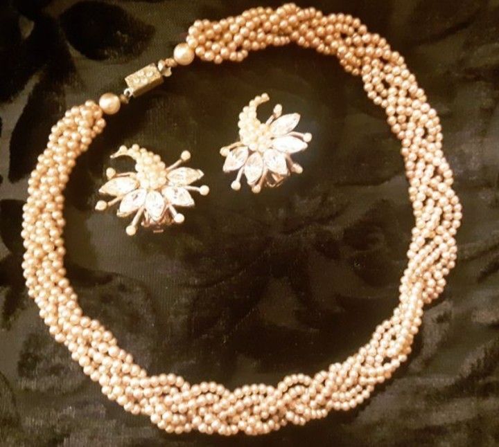 c1920 Art-Nouveau Glass Seed Pearl Torsade Choker Necklace w/Seed Pearl & crystal cut marquis stones clip-ons