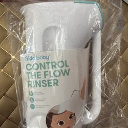 Baby Control .The Flow Bath Rinse Cup,