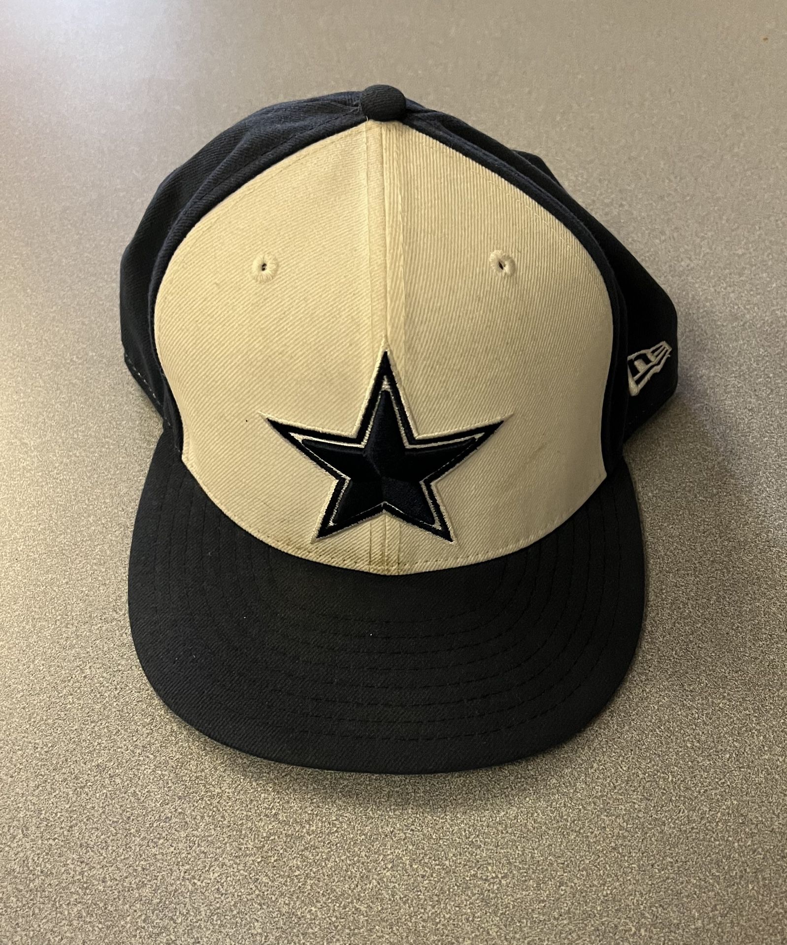 Dallas Cowboys Fitted Hat