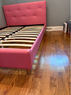 Full bed