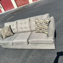 Comfy Gray Nice Sofa, Couch 🔥🔥