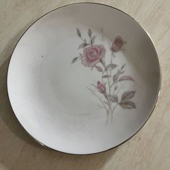 Rose Patterned Dinnerware Set