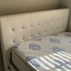 Head Board With Bed Frame
