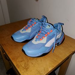 NEW PUMAS