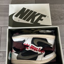 Travis Scot Reverse Olives