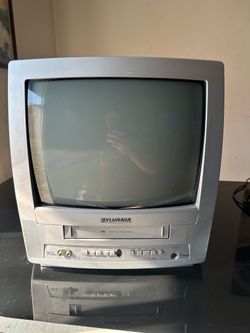 2003 Sylvania 13” combo TV