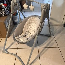 Graco Baby Swing 