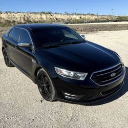 2016 Ford Taurus