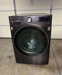 LG - 4.5 CU. FT. HIGH-EFFICIENCY STACKABLE SMART FRONT LOAD WASHER WITH STEAM AND BUILT-IN INTELLIGENCE - BLACK STEEL