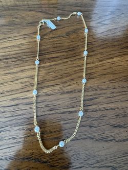 Pearl and gold Tone necklace