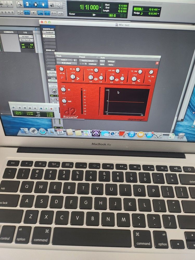 Macbook Air With Pro Tools 10hd Good For Tracking Vocals Also Includes Waves Autotune Logic