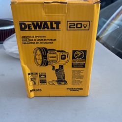 DCL043 DeWalt Spotlight New On Box 