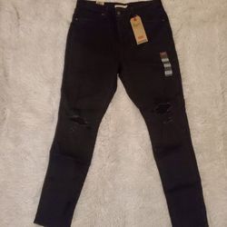 Levis