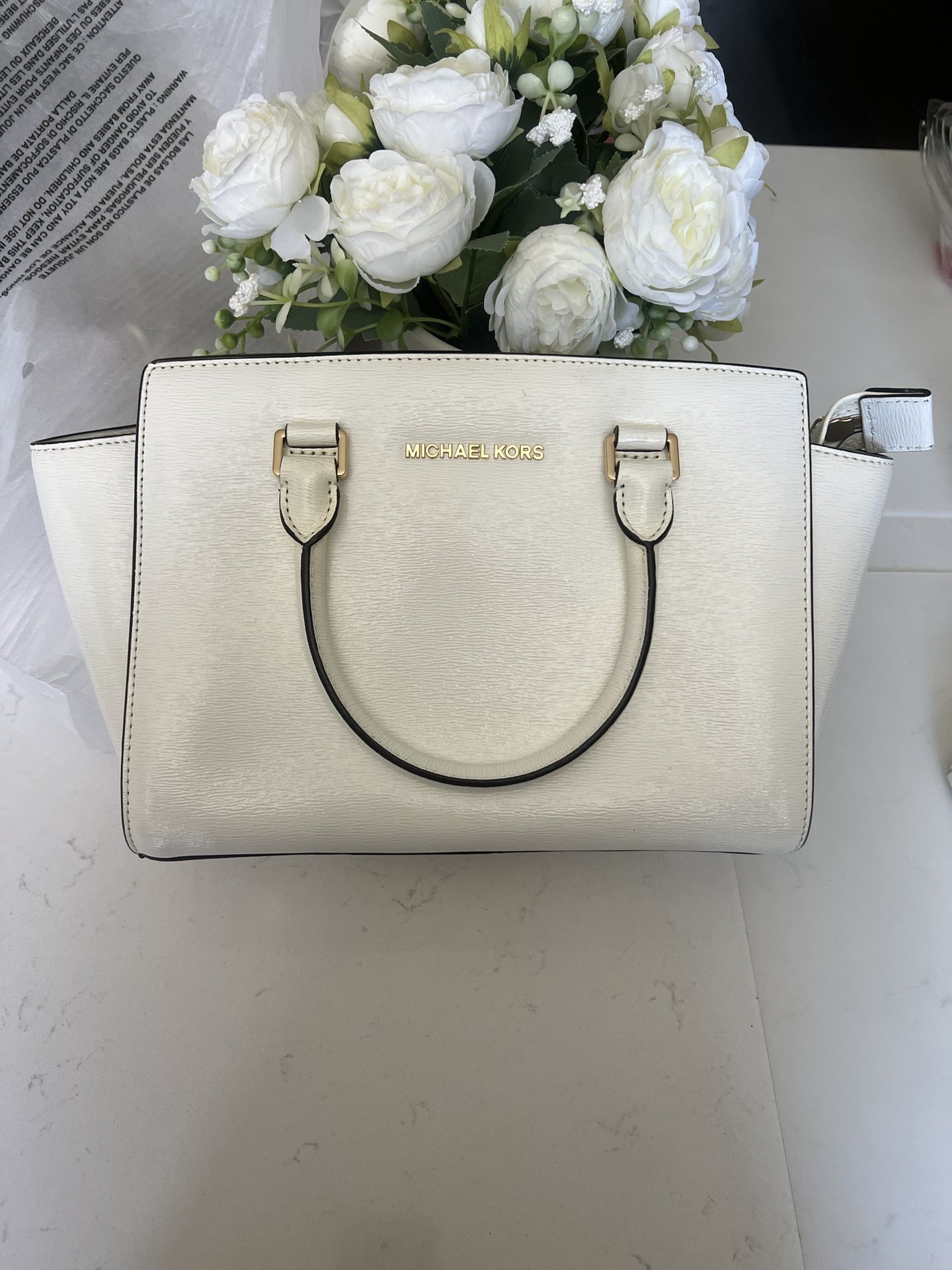 Michael kors authentic purses hotsell