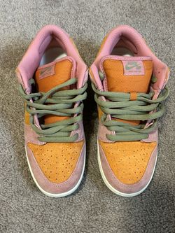 Nike SB Dunk Low Red Stardust Size 10