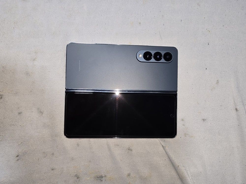 Samsung Galaxy Z Fold 4 Unlocked 256 Gb