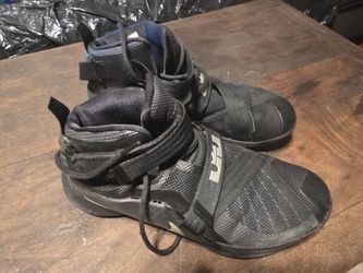 Lebron soldier 9