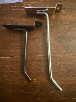 Slat wall hook