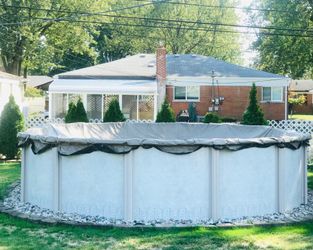 DoughBoy Oval design above ground swimming pool