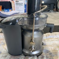 Breville ® Juice Fountain ® Cold Juicer