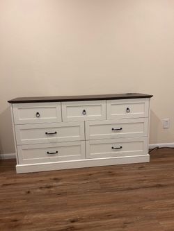 Farmhouse 7-Drawer Dresser with Built-In Power Outlets - Like New