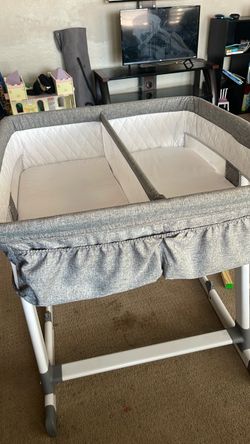 Twin bassinet