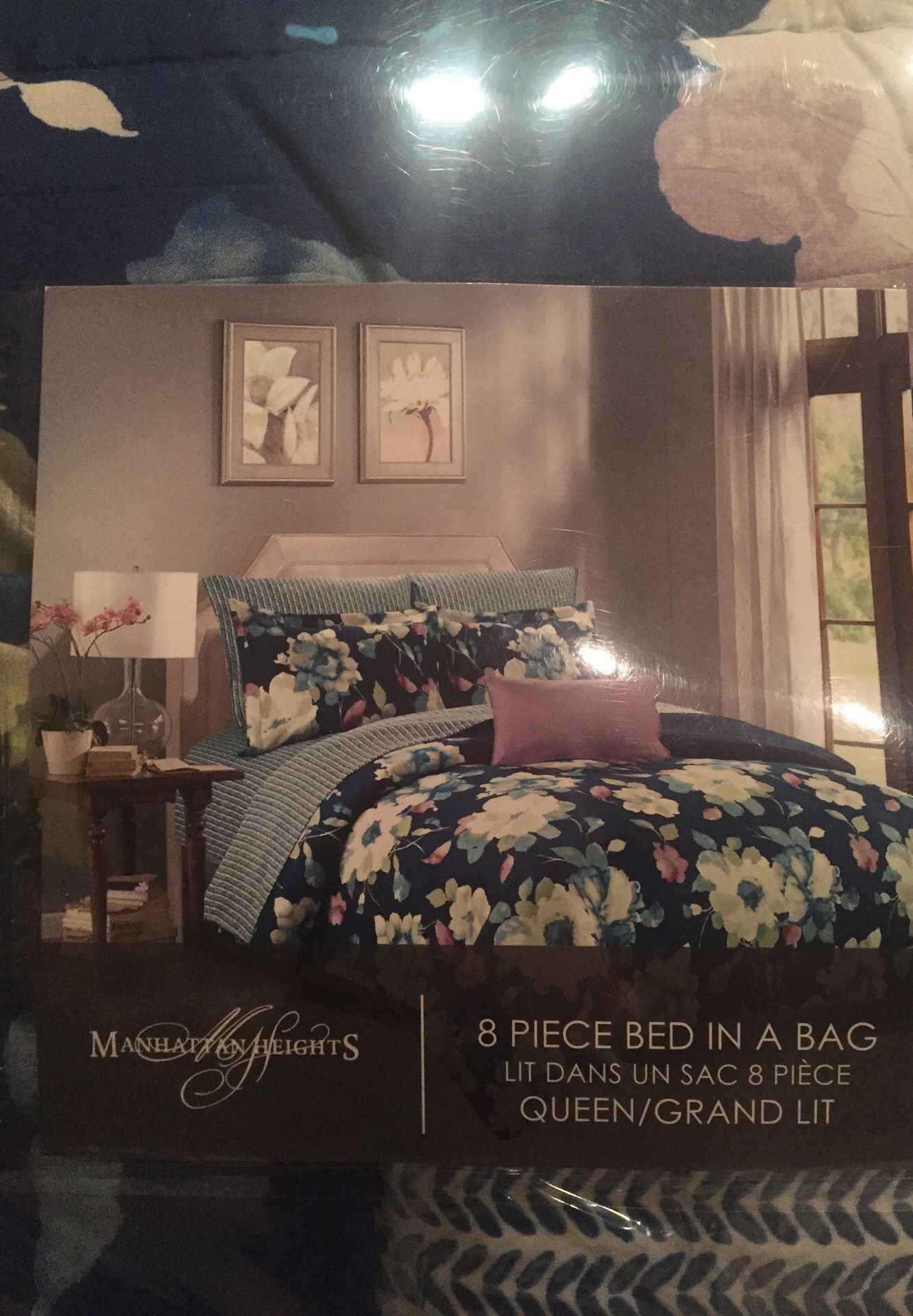 Blue and white floral print 8 piece bed in a bag- new