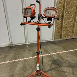 Utilitech Telescoping Work Lights