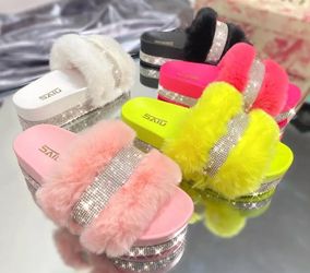 Women Shoes Platform Diamond Slides Rhinestone Plush Sole Bling Slippers Outdoor Ladies Sandal